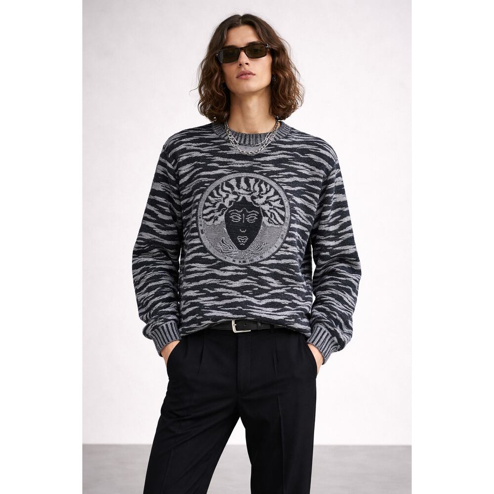 Versace Jeans Co Unisex Medusa Sweater Gray Jumper Zebra Knit Crewneck Large